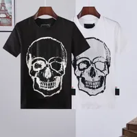 Essvlone Phillip Plain PP Designer Hombre Skull Diamond T Shirts de manga corta Marca Primavera y verano Alto O-Cuello Calavera Skulls Tshirt