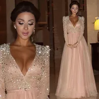 Fares Myriam 2016 Erröten rosa mit langen Ärmeln Prom Abendkleider mit V-Ausschnitt Crystals Sash bodenlangen A Line Plus Size Promi Party Kleider