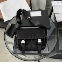 Fashion Designer Crossbody Bags Mens Briefcases Brand Messenger Borse a tracolla Nuovi Borse Black Borse Ladies Bust Bust Zipper Top 2022