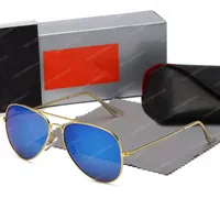 Designer Brand Sunglasses da uomo e da donna Piloti da donna di alta qualità Abbigliamento Doppio Bridge Design Retro Color Film Beach Guidando occhiali da pesca