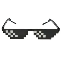 8 Bit Thug Life Güneş Gözlüğü Pixelated Erkek Kadın Marka Parti Gözlük Mozaik UV400 Vintage Gözlük Unisex Hediye Oyuncak Gözlük