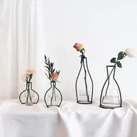 Dekoracyjne kwiaty wieńce retro żelaza linia wazony stołowe nordic dekoracji domu metalowe uchwyty rośliny style kwiat wazon wystrój 7 kształtów