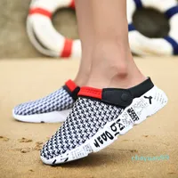 2021 Homens Sapatos de Verão Slip-on Sandálias de Água Sandálias Respirável Light Jogging Sneakers Casual Praia Chinelos