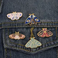 Vrouwen insecten serie kleding broches vlinder motmot model drop oli pins European Alloy Moon Eye Email Cowboy Backack Badge Sieraden C3
