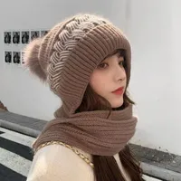 Berets Wool Hat Female Autumn And Winter Versatile Knitted Korean Version Plush Lovely Cold Proof Ear Protection Scarf