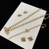 75% Rabatt auf Factory Outlet Familie Gu Biene Ohrringe Weibliche 2021 Neue Doppel Voll Diamant Armband Halskette Set