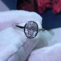 925スターリングシルバーオーバル1.25カラット人工ソナダイヤモンド婚約結婚指輪ホワイトゴールド非常に光沢のある記念日ギフト