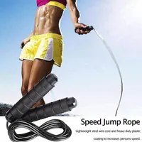 Hoppa rep med kullager Snabbhastighetshoppkabel och 6 tums minneskumhandtag Perfekt för aerob träning som träning