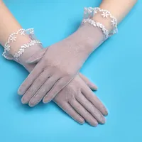 Fem fingrar handskar spetsperspektiv hushåll återanvändbara kvinnor utomhus UV-proof ridskärm visar parti mesh andas lång