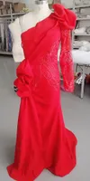 2021 Picics reales Sirena Vestidos de dama de honor de un hombro Long Beach Vintage Wedding Gown Vestidos de encaje Party Arabic Maid of Honor Vestido