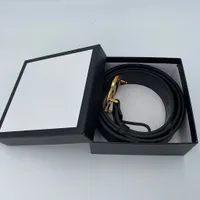 Fashion Cinturones de lujo para hombres Mujeres Big Gold Sliver Hebilla negra 2022 Diseñador Celiente de cuero genuino Ceinture Ceinture 2.0cm 2.8 cm 3.4cm 3.8 cm de ancho con caja