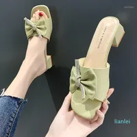 Pantofole Brand Designer Fashion Butterfly Knot Shotel Slipper Scarpe Slip on Mocassini Muli Flip Flops 2021 Mujer Casa signore SANDA