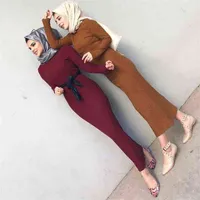Swobodne sukienki proste muzułmańskie wełniane wełniane okrągła szyjka rękaw na drutach długą spódnicę Turkish Style Girl
