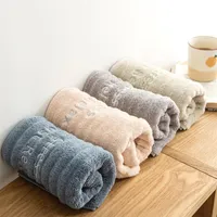 Asciugamani Nordic Solid Long-Staples Asciugamani in cotone Giacome con stampa onda in rilievo Viso Assorbente Lettera Ricamata Bagno per la casa