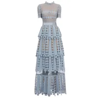 2022ラインセックスドレス女性ブルー高品質床の長さの長いマキシパーティーレースレースケーキセルフポートレートドレス