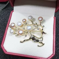 Exquisite Weihnachtshirsch Natürliche Perlenbrosche Süßwasser DO-BEAD Dame Brosche Geschenk High-End-Kleidung für Haar-Großhandel