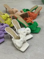 Tasarımcı Kadınlar Bowtie Sandalet Yaz terliği Tatil Stil Havlu Katır Slaytlar Sandal Seksi Parti Yüksek Topuklu Sandalet Ayakkabıları Kutu