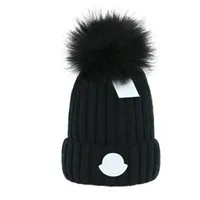 Beanie New Winter caps Hats Women bonnet Thicken Beanies With Real Raccoon Fur Pompoms Warm Girl Caps Pompon Beanie