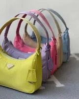 2021 Högkvalitativ handväska Lyxig designer Crossbody Shoulder Bags Duffle Nylon Läderväska Tote Berömd Handväskor Messenger Lady Wallet Hobo Purse Mode Style