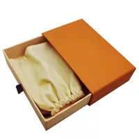 Orange presentlådor Boxar Drawstring Cloth Bags Visa detaljhandelsförpackning för mode smycken halsband armband örhänge keychain hängande ring l042