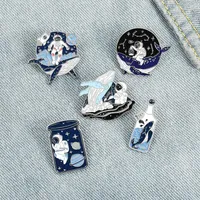 Pins, Brooches Dreamy Whale Space Travel Enamel Pins Fashion Astronaut Lapel Badges Wholesale Cute Jewelry Gifts For Friends
