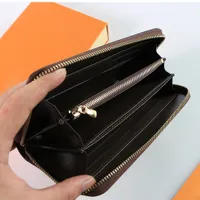 Novo 2022 Carteiras de designer de qualidade superior Zippy para mulheres e mens 100% longos bolsas de couro bolsa de cartão de crédito Cédula CheckNote Saco de armazenamento por ups