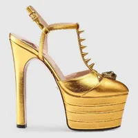 Плюс размер EURO 35-41 Мода Высокая платформа Заклепки Spiked Сандалии Женщины Ремень Кожаные Шпильки Летние Гладиаторы Обувь