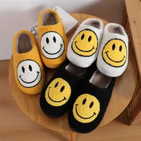 Зимние женщины смайлик тапочки пушистые искусственные меховые улыбка лица бытовые мягкие туфли для внутренних женщин открытый 211023