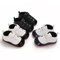 Baby First Walkers Niños Zapatos de cuero infantil Deportes Zapatillas de deporte Botas Zapatillas para niños Suela Soft Sole Invierno Cálido Mocasín Drop Ship