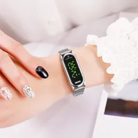 Orologi da polso Skmei Ins Creativo Led Touch Screen Display Casual Ladies Electronic Brand Wristwatch per le donne Orologio sportivo Relogio Feminino