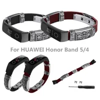 Watchband a farfalla retrò a farfalla per Huawei Honor Band 5/4 Sostituzione cinturino in pelle di ricambio Punk Metal Cross Gestore da polso da polso in rilievo