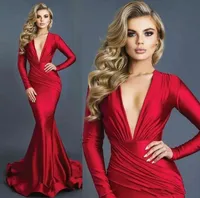 Nova Chegada Vermelha Sereia Formal Vestidos De Noite Sexy Desmortando V Neck mangas compridas Cetim Ruched vestidos de baile Robe de Soiree 2021 Doméstica de dama de honra Vestidos