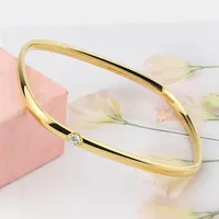 Bracelet Mode Light Light Luxe Simple Crystal Crystal Crystal Crystal Crystal Fermé pour femme Bijoux cadeaux de mariage 2021