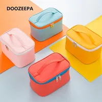 Doozeepa المرأة حقيبة مستحضرات التجميل المكياج المنظم السفر الضروريات سستة تصل حالة الحقيبة أدوات الزينة كيت 220228