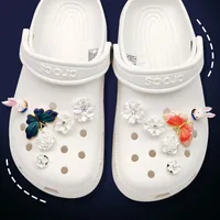 토끼 나비 꽃 crocses 매력 디자이너 DIY 신발 jibbi clogs 키즈 소년 여자 여자 여자 선물 버클 ABS