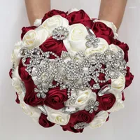 20 cm Bouquet de fleurs de soie rouge de vin magnifique Bridel Bridesmaid Diamond Wedding Bouquets Artificial Pearls Crystal Mariage1