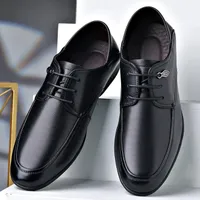 Men Women Dress Shoes Black White Leather Casual Sneakers Man Woman Trainers Flats Trainers blue red Top Quality Brown outdoor wedding party
