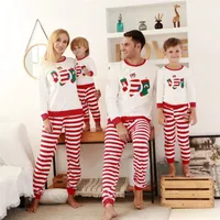 Conjuntos de ropa de Navidad de invierno otoño Striped Padre-niño Traje Christmas Calcetines Impresos Pijamas Familia Pasada de dormir