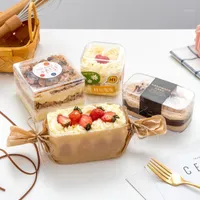 غلاف الهدايا 10pcs مربع كعكة عالية الجودة مربع شفاف من البلاستيك الصلب Mousse أكواب حلوى الخبز الديكور صغير tiramisu