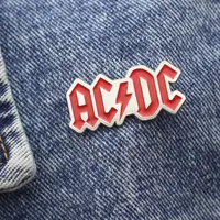 흥미로운 ACDC 음악 만화 브로치 메탈 에나멜 옷깃 배지 데님 재킷 배낭 핀 주어진 친구와 팬 선물
