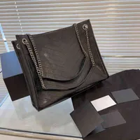 Shoulder Bags Women Messenger Handbag Retro High Quality Magnet Seal Personality Fashion Underarm Leather Soft Purses Wallet