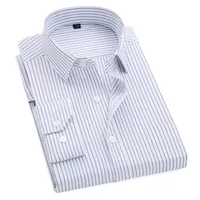Вертикальные полосатые мужские рубашки с длинным рукавом Классический воротник Регулярный подходящий бизнес мужская рабочая рубашка негабаритная 8xL мужская одежда 220301