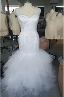 2021 vrais photos sirène robe de mariée sans manches col en V avec la dentelle tulle train perles de billes de mariée usure personnalisée