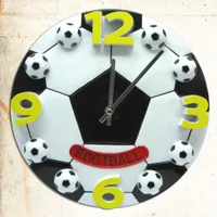Wanduhren 12 Zoll kreative Fußball Fußball geformt stumm Nein-tickende Uhr für Wohnzimmer Kinder Schlafzimmer