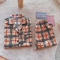 Sommer Marke Designer Grid Muster Eis Silk Pyjamas Set Home Textile Mode Schwarz Weiß Streifen Lässige Frauen Kurzarm Nachtwäsche Nacht Kleidung Großhandel
