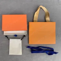 Designer Smycken Boxar Halsband Ring Armband Örhängen Set Presentförpackning Dammtät väska Handväskan (Matcha Store Objekt Försäljning, Inte såld Individuell)