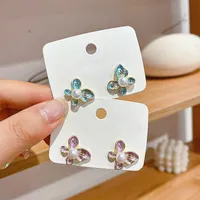 Orecchini per borchie a farfalla per perle di design Top per donna Girl Semplice cuffia di orecchio gioielli di moda coreana