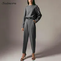 Mulheres duas peças calças de duas peças terno 2021 moda de lã cinza em torno do pescoço camisola moletom cachos cor sólida senhora de escritório casual