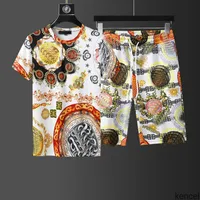 2021spring shorts et esquentage Nouvelle tendance européenne américaine Tendance Mercerized Coton rond Cold T-shirt T-shirt Petite abee Casual Stepswear Set
