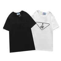 デザイナーレディースTシャツの女性ファッションシャツの手紙幾何学的プリントメンズティー夏の通気性カジュアルショーツスリーブトップス婦人服2021